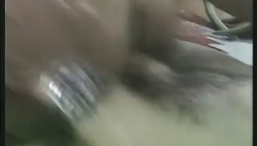 Pocahontas'ın götünü çadırda sikiyor