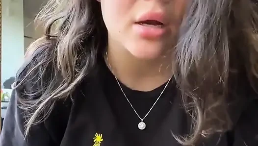 Live Stream with Dani Valentina