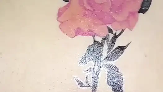 Sahte dövmeli Hintli evli kadın ateşli anne