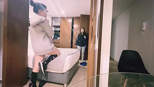 Erkek arkadaşımın arkadaşını sikmek istiyorum