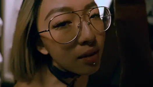 Gece geç saatlerde mutfak aperatifi protein yüze boşalmaya dönüşüyor