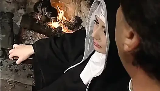 Jessica Rizzo в монашке Монца, сцена 06