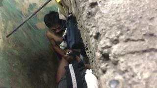 Maduro atrapado masturbándose