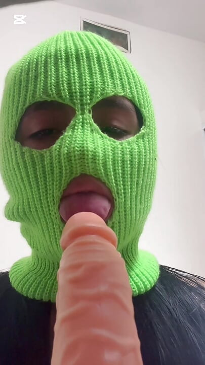 I love to suck viral