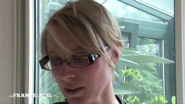 Gorgeous Big Boobed Blonde Taxi Driver Gets Analized