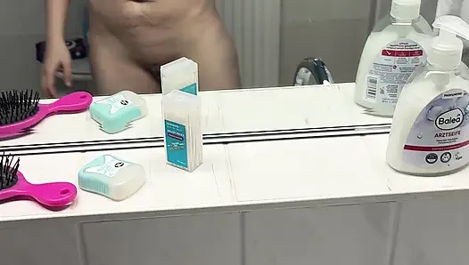 Dreckige Füße Waschen