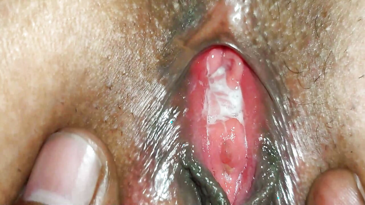 Tinny Neha  in pussy cumshot and condam fucking