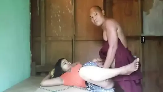 Burmese step mom fucked by bald friend 1