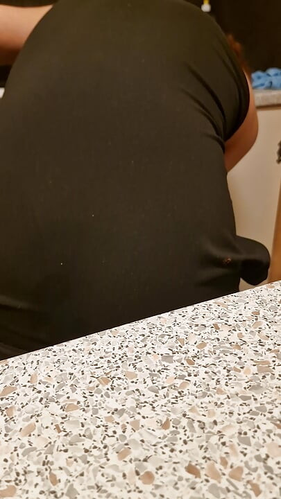 好色的蕩婦想要它塞進所有的洞