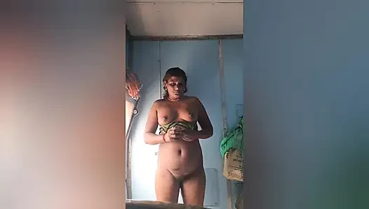 Took my girlfriend to a scary place, fucked her and made her suck my big dick, clear hindi audio