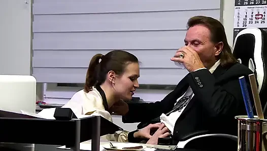 Sexy secretary fuck for brunette in stockings