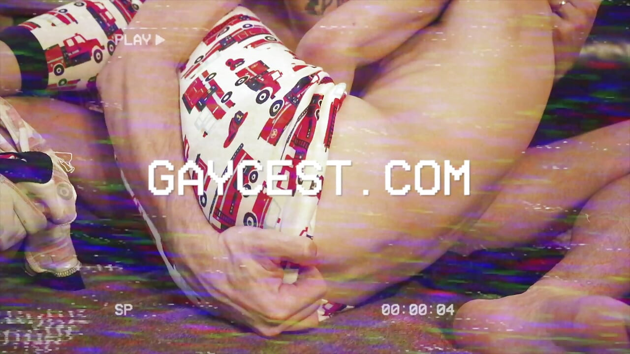 Jimmy Standard fucks his good boy Dylan Tides in his room