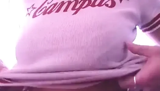 Senin için çıplak bir grup sevimli, çıplak, edepsiz domuz var!