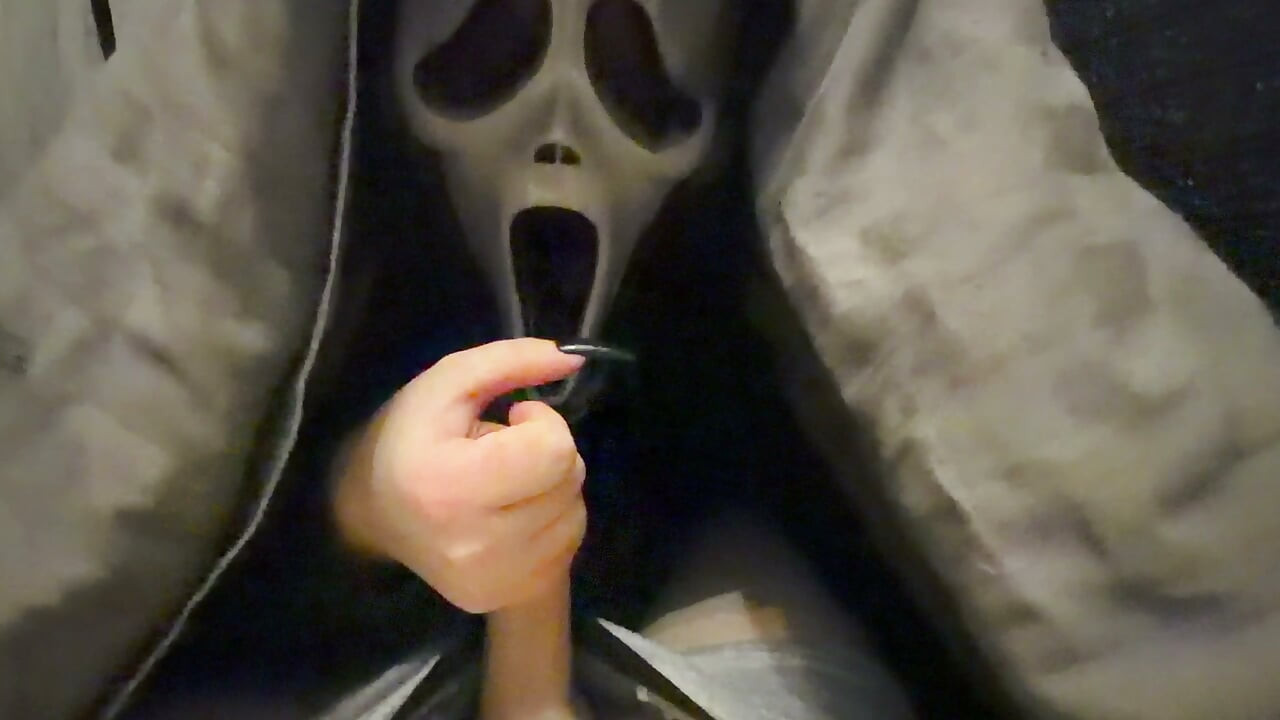 Horny Ghostface Girl under the Blanket Ruthlessly Jerked Me Off - the Best Dream of My Life on Halloween Night (Long Nails)