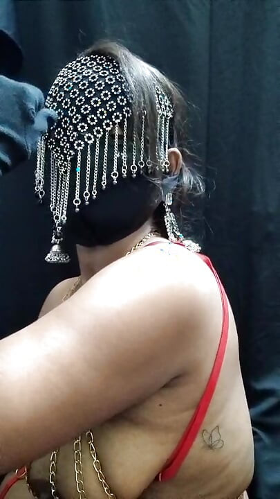 Sexy gira sonam singh