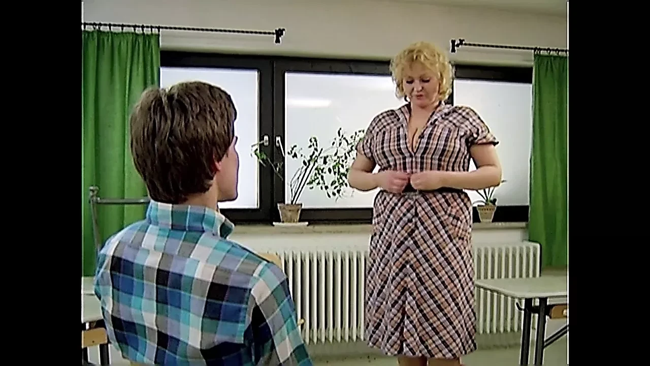 Kiéhezett iskolai mesék - a takarítónő