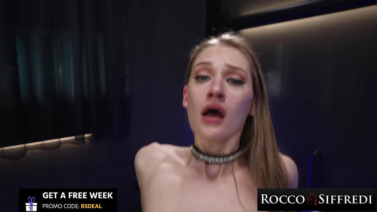 ROCCO SIFFREDI - Latina Valentina Nappi & Blondie Tiffany Tatum Udostępnij MONSTER COCK