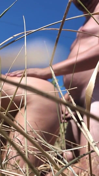 Couple fucks in the sunflower field | Clip 2