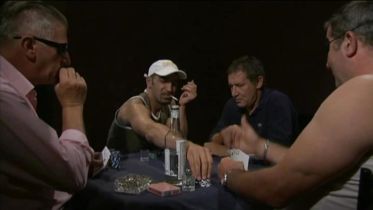 विकृत सेक्स दृश्य में सुंदर काली एंजेलिका जहां