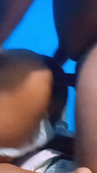 Watch I gaping her pussy doin' fart | Clip 2