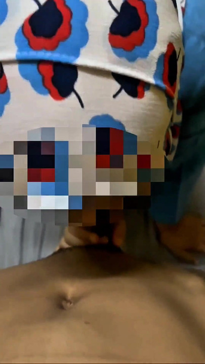 马来女孩吮吸大鸡巴 |剪辑 1