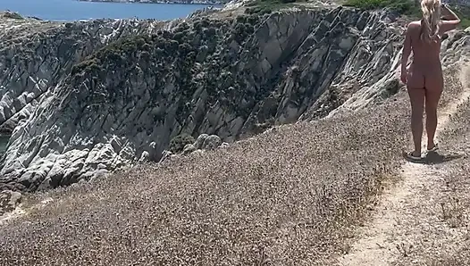 Çıplak yürüyüş
