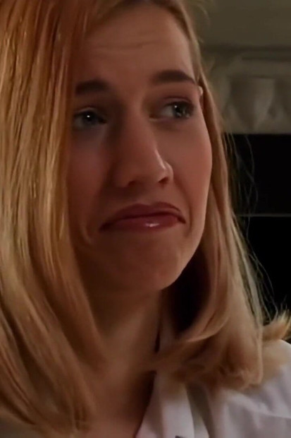 내 팬티를 움직이고 네 큰 자지로 세게 박아줘...