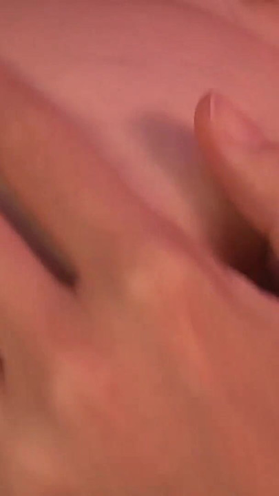 Captivating moment from "Asiatische Geschaeftsfrau wuerde gerne eine Geisha sein"