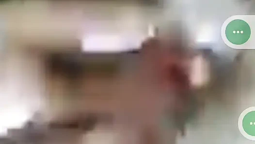 Jede nacht machen wir für unseren befriedigten video-sexanruf