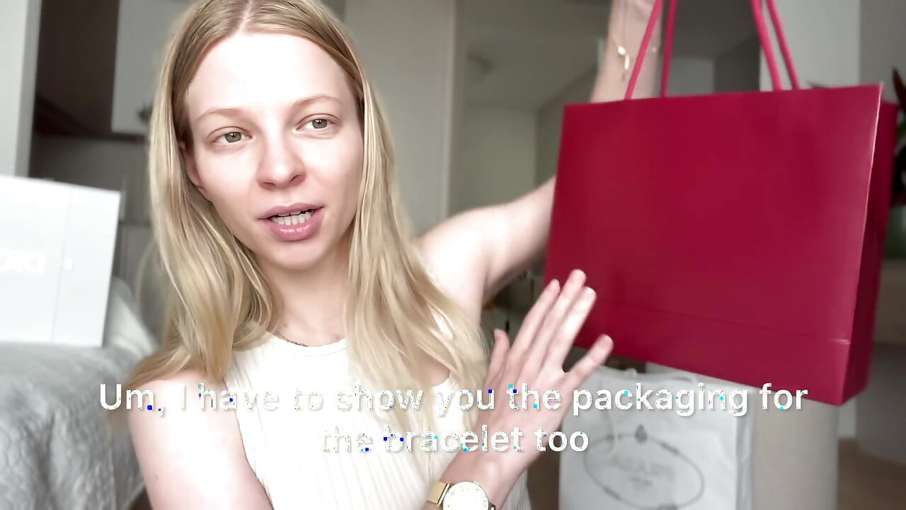 Findom - cumpărături de lux care transportă 12k $ scurgere grea