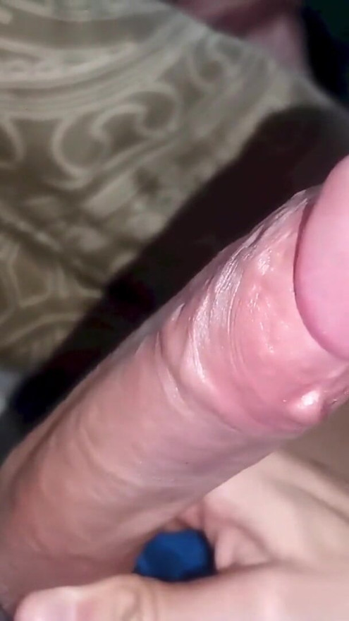A huge portion of precum flowed out of a big beautiful cock! | Clip 2