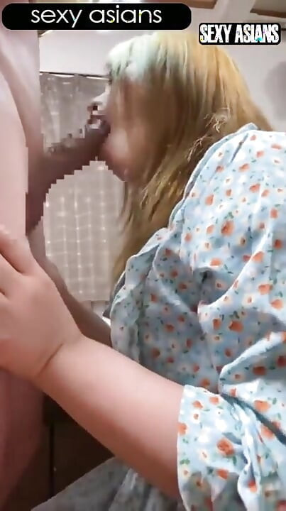 脸庞不可抗拒的丰满凹体美女的每一刻都变成了一场狂野而难忘的丑闻