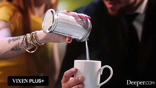 Tiefer. Zierliche devote rothaarige Madi Collins kann nicht aufhören, während des analsex zu squirten