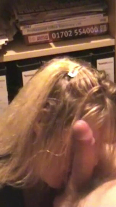 مثير جبهة مورو الإسلامية للتحرير تضربه في مكتبه | مقطع 1