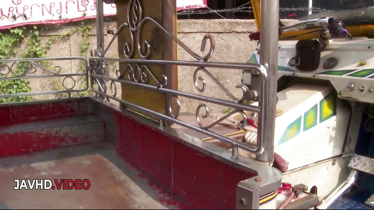 Cukierki i zabawki dominują scenę porno zabawą na następnym poziomie