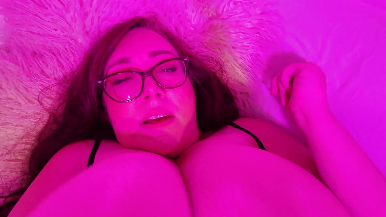 Geile Vruchtbare BBW MILF Reetoproep
