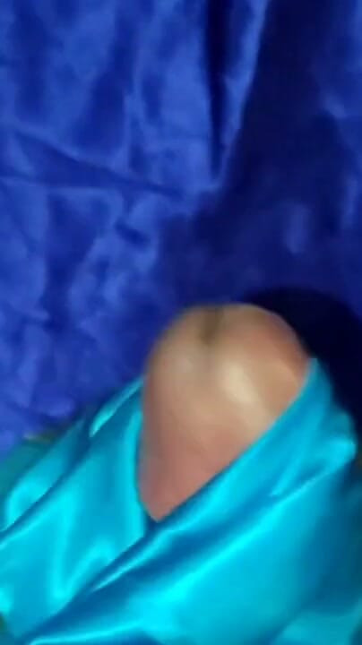 Satin silk handjob porn - Satin blue lehnga handjob of neighbour (139) | Clip 1