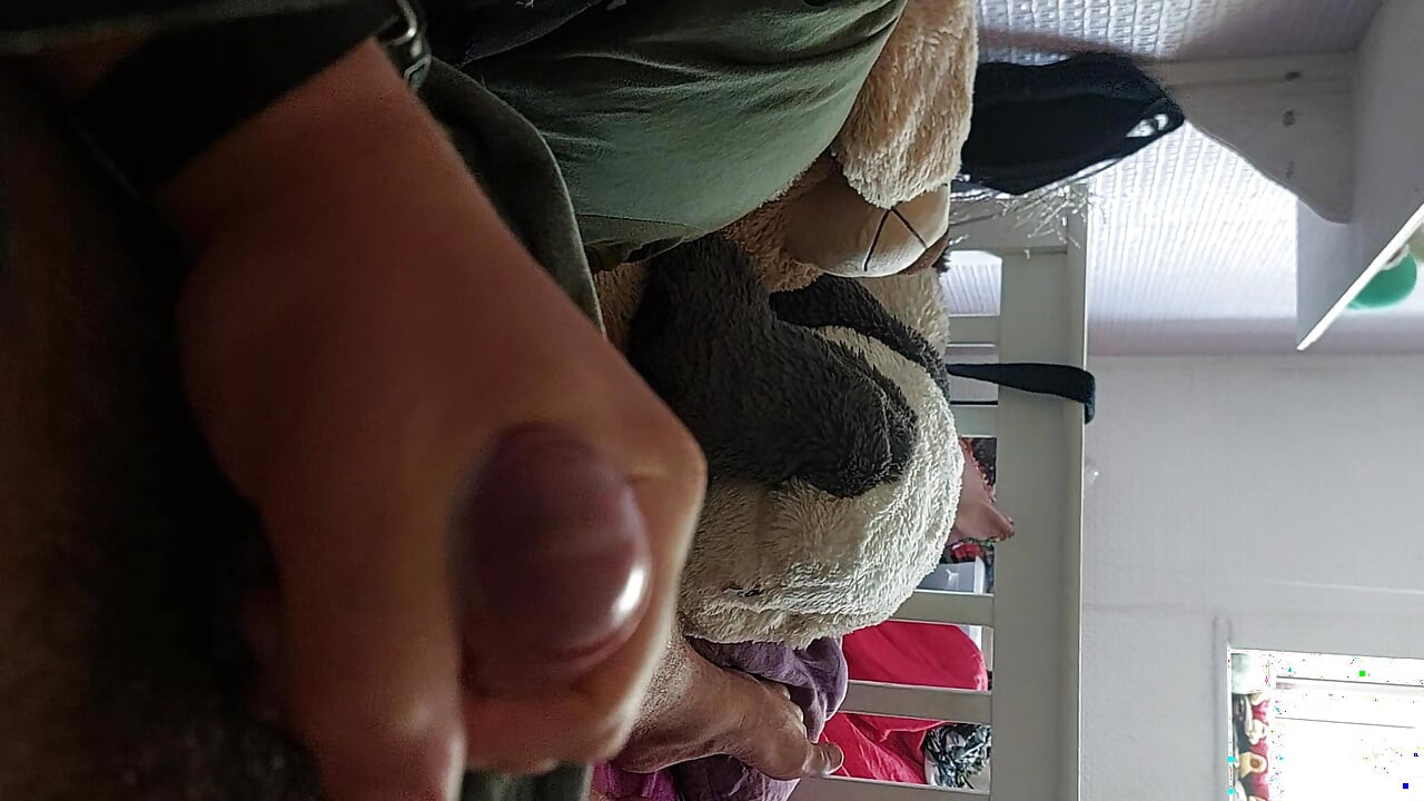 Hot Ukrainian Dilf solo masturbation
