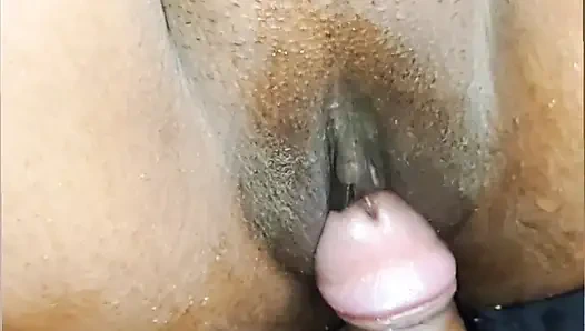 Молодую сводную сестренку трахает сводный братец