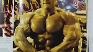 Jerking off to bodybuilder