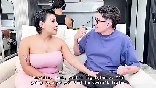 En İyi Arkadaşımın Büyük Üvey Annesiyle Video Oyunları Oynarken Sikiyorum - Naty Delgado