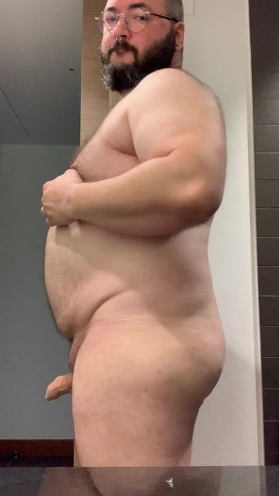 Jerk off after shower in a hotelroom
