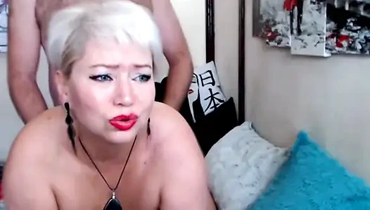Features of Marital Sex in a Private Chat with Strangers From the Wild West...))