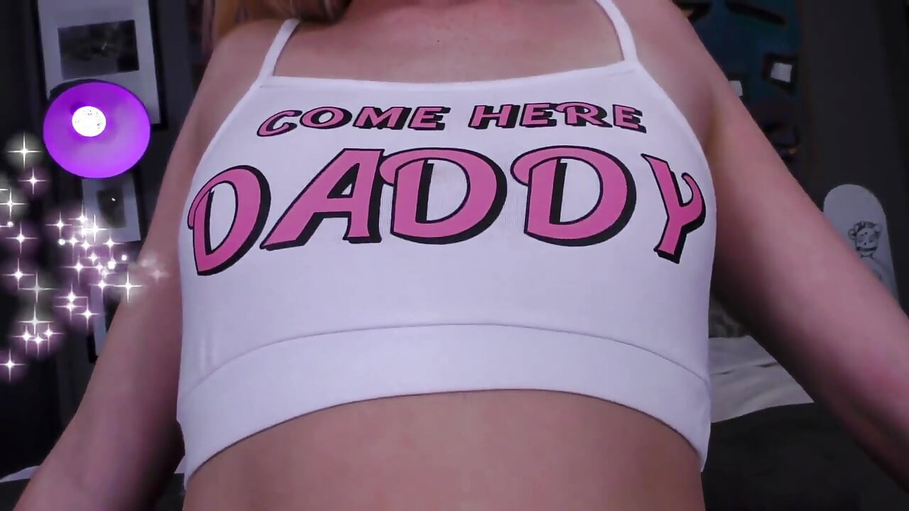Dixie Lynn coos please cum here, stepdaddy!