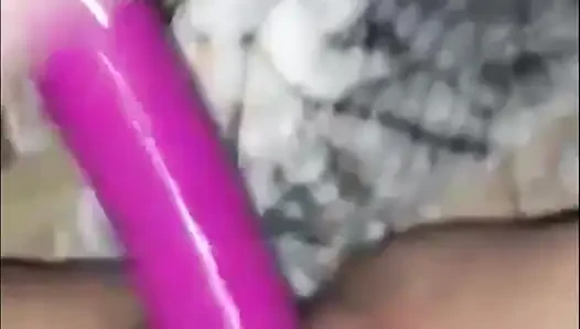 Kompilasi video pendek memek muncrat sambil dientot pakai dildo