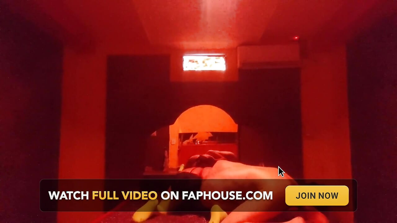 Le Chupo La Concha Y La Cola En Motel