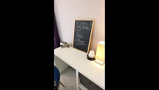 Lily Kink Sex Therapist