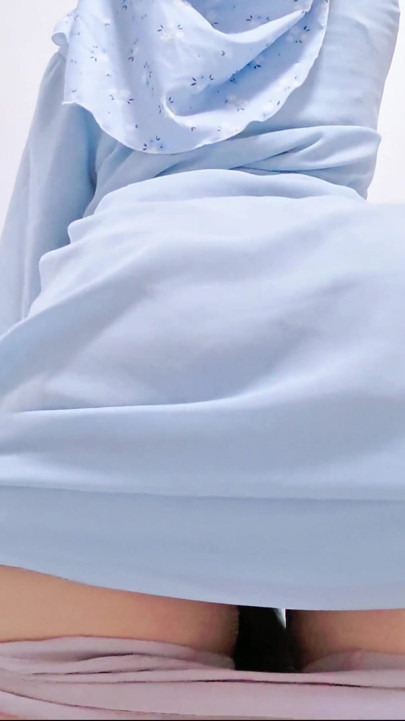 POV: Hijabi Girl With Big Ass Elegant Blue Abaya Tease. | Clip 1