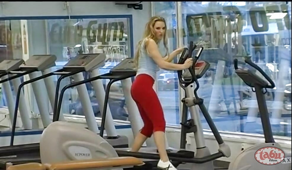 Tabu Film Klassiker: Harter Fick Im Fitness-studio (bi)