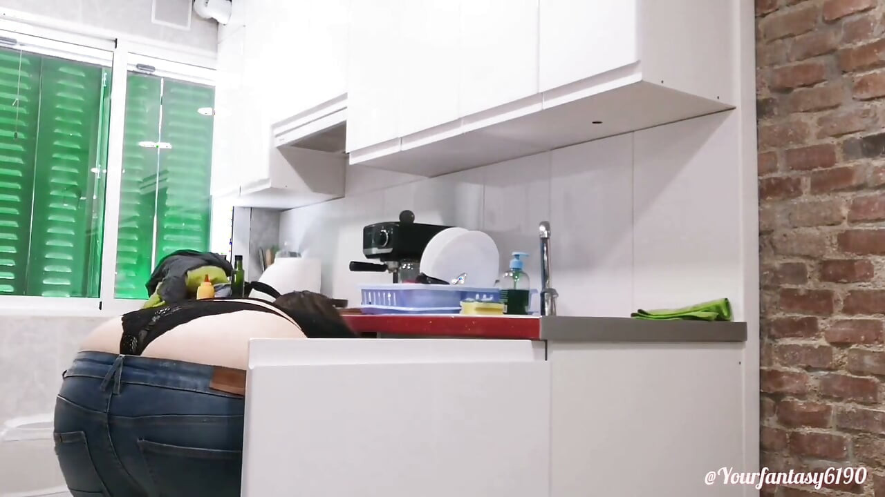 Butt Crack in the Kitchen